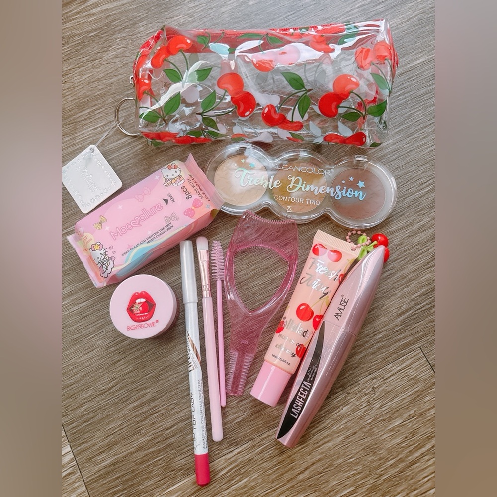 Makeup bundle